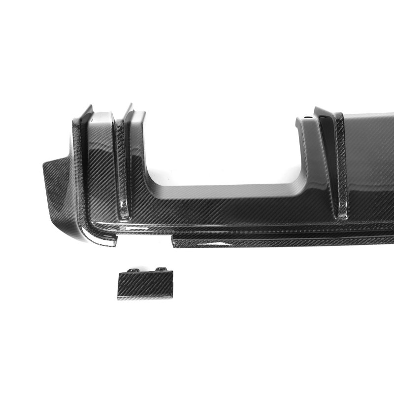 Dry Carbon Fiber 3D Style Rear Bumper Diffuser for  M3 G80 4-Door/M4 2021+ G80 G82 G83 Exterior Accessories